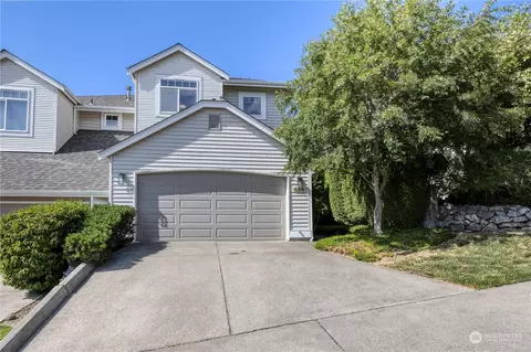 556 S 51st Ct, Renton, WA 98055