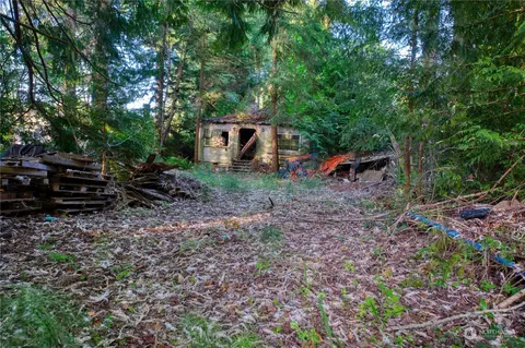 2010 Province Rd, Point Roberts, WA 98281