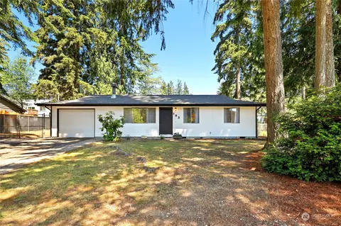 103 Alpha Ln, Port Orchard, WA 98366