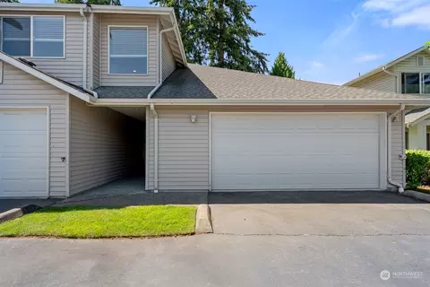 7704 196th St SW #C, Edmonds, WA 98026