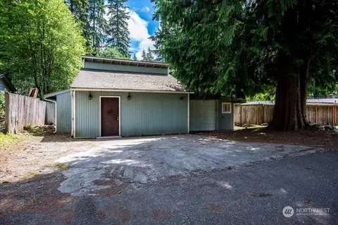 Exterior - 107 231st St SE, Bothell, WA 98021 photo 8 of 12