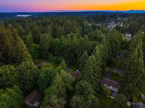 View/Area - 23525 3rd Ave SE, Bothell, WA 98021 photo 2 of 3