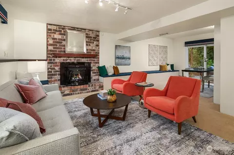 Living - 23525 3rd Ave SE, Bothell, WA 98021 photo 5 of 6