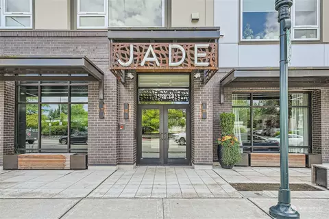 11903 NE 128th St #502, Kirkland, WA 98034
