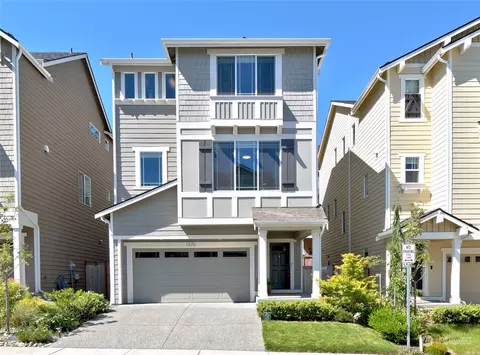 1320 138 Pl SW #17, Lynnwood, WA 98087