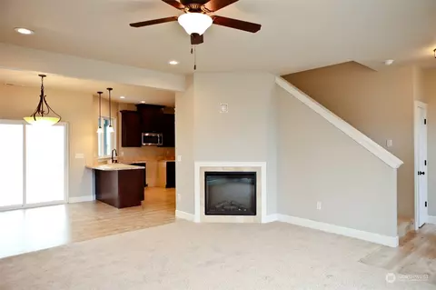 1117 E Cascade St, Othello, WA 99344 photo 6
