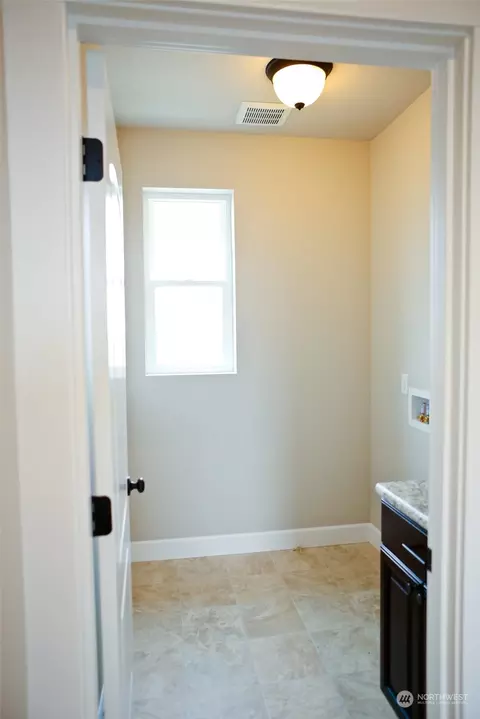 1117 E Cascade St, Othello, WA 99344 photo 30