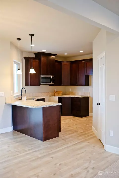1117 E Cascade St, Othello, WA 99344 photo 7