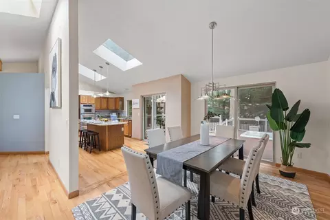 Dining - 14405 24th Ave SE, Mill Creek, WA 98012 photo 1 of 1
