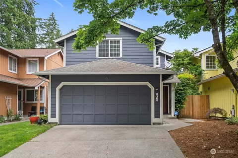 6102 Huntington Ln SE, Lacey, WA 98503