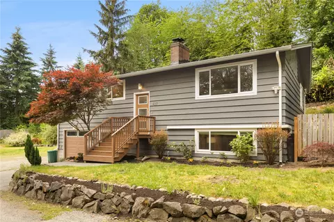 437 SW 160th St, Burien, WA 98166