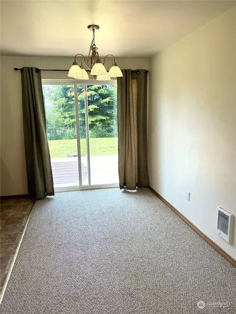 Dining - 3274 E Harbor Rd, Langley, WA 98260 photo 1 of 1