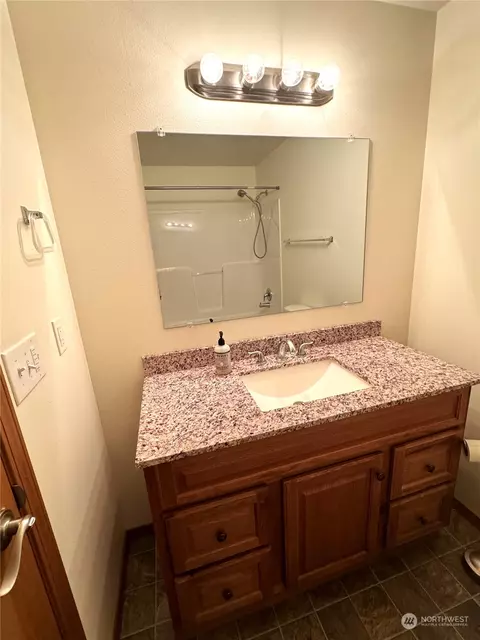 Bath - 3274 E Harbor Rd, Langley, WA 98260 photo 2 of 3