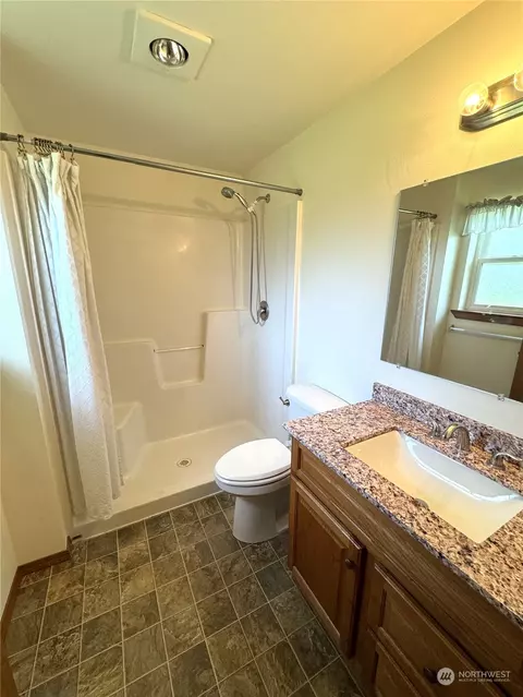 Bath - 3274 E Harbor Rd, Langley, WA 98260 photo 3 of 3