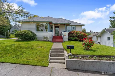 418 Evergreen St, Mount Vernon, WA 98273