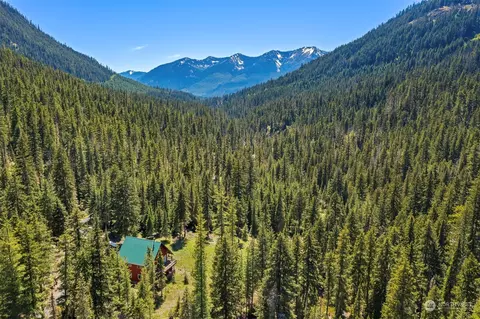 5560 Fs Road 4330, Ronald, WA 98940