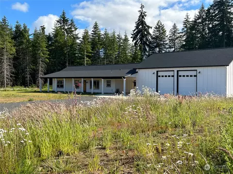149 Savannah Ln, Winlock, WA 98596