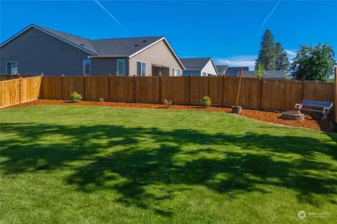 Exterior - 3434 Edith Ave, Enumclaw, WA 98022 photo 4 of 7