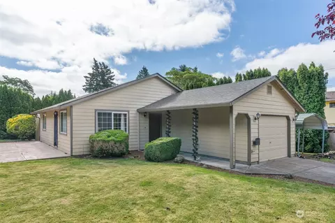 422 10th St, Washougal, WA 98671