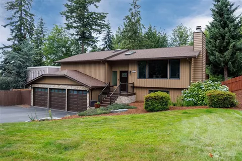 6401 Chennault Beach Rd, Mukilteo, WA 98275