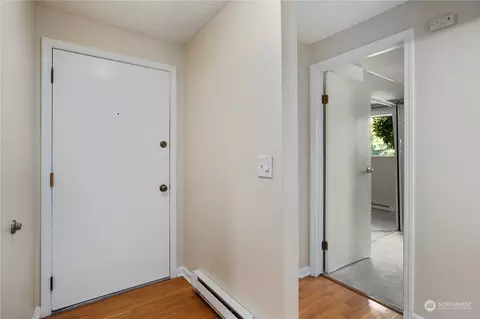 Entry Way - 7309 224th St SW #E9, Edmonds, WA 98026 photo 1 of 1