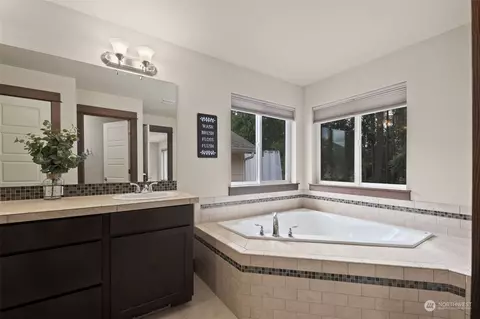 417 196th St SE, Bothell, WA 98012 photo 22