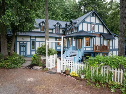 1150 NW Brite Star Ln, Poulsbo, WA 98370