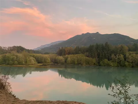 657 80 Falls Rd, Randle, WA 98377