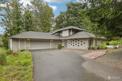 21241 SE 258th St, Maple Valley, WA 98038