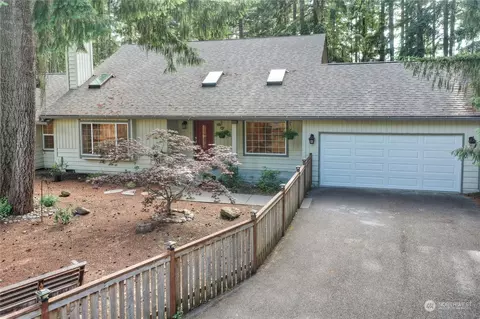 4741 Norunn Ct NE, Olympia, WA 98516
