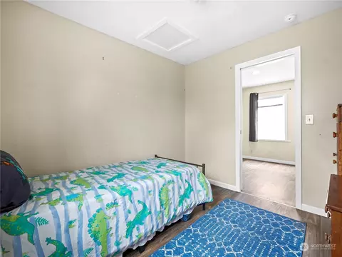 Bedroom - 2401 Cedar St, Everett, WA 98201 photo 4 of 4