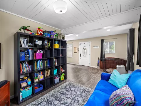 Other - 2401 Cedar St, Everett, WA 98201 photo 2 of 10