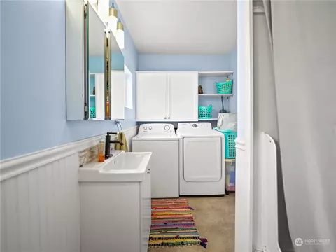 Other - 2401 Cedar St, Everett, WA 98201 photo 4 of 10