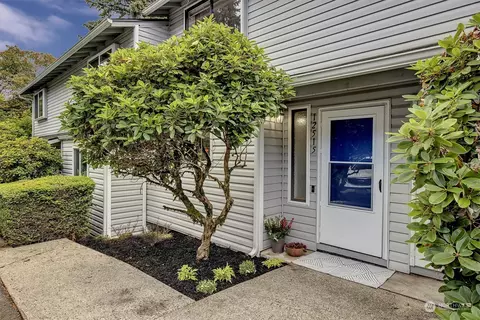 12505 SE 30th St #B2515, Bellevue, WA 98005