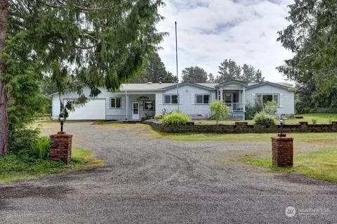 24718 P St, Ocean Park, WA 98640