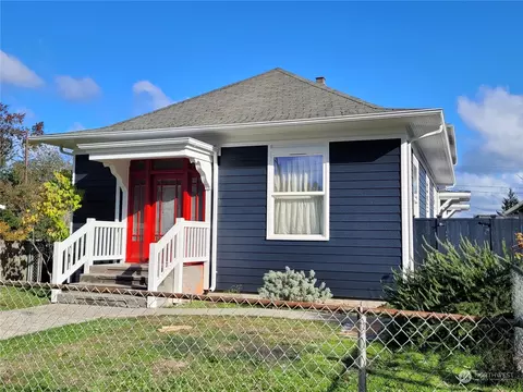 10512 Fremont Ave N, Seattle, WA 98133