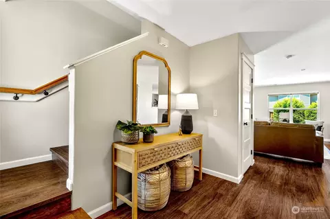 Entry Way - 211 Roberts St NE, Orting, WA 98360 photo 1 of 2