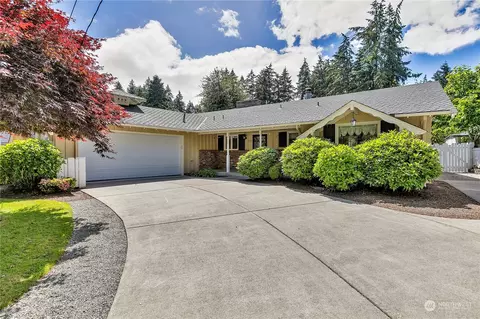 3712 70th Ave W, University Place, WA 98466