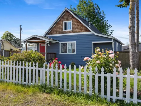 9912 272nd St NW, Stanwood, WA 98292