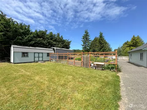 Exterior - 142 Kirner Rd, Sequim, WA 98382 photo 7 of 8
