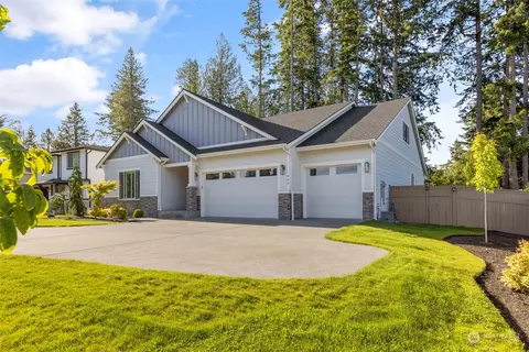 409 Norberg Pl, Steilacoom, WA 98388