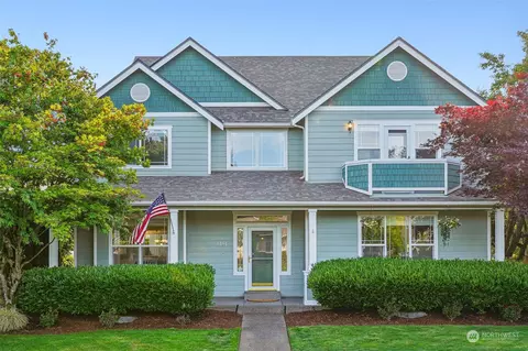 1461 Heron Ct, Dupont, WA 98327
