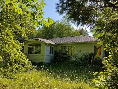 650 SW Pine Rd, Port Orchard, WA 98367
