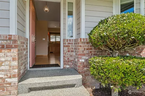 2961 Initial Ave, Enumclaw, WA 98022 photo 2