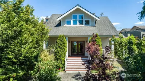 5632 44th Ave SW, Seattle, WA 98136