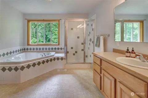 111 E Union Ridge Loop Rd, Union, WA 98592 photo 17