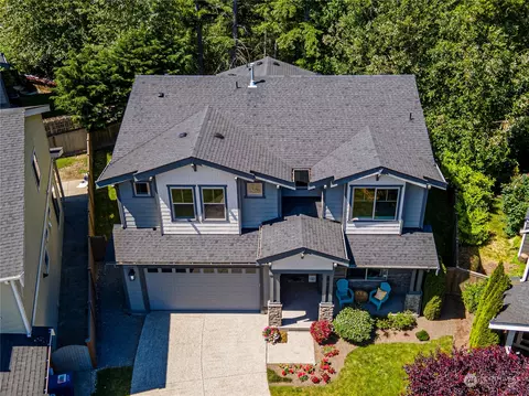 Exterior - 12904 37th Dr SE, Everett, WA 98208 photo 4 of 7