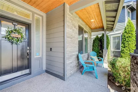 Exterior - 12904 37th Dr SE, Everett, WA 98208 photo 3 of 7