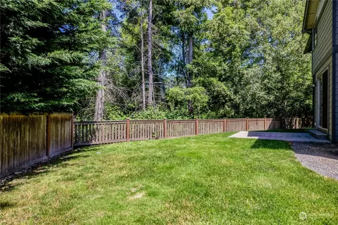 Exterior - 12904 37th Dr SE, Everett, WA 98208 photo 5 of 7