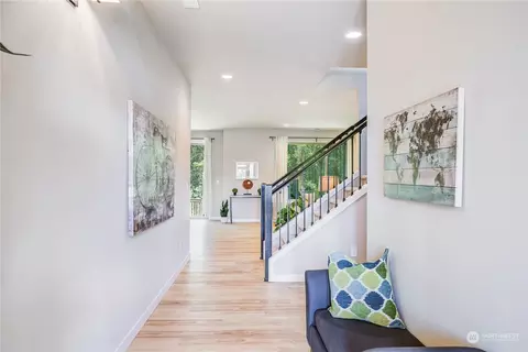Entry Way - 12904 37th Dr SE, Everett, WA 98208 photo 1 of 3
